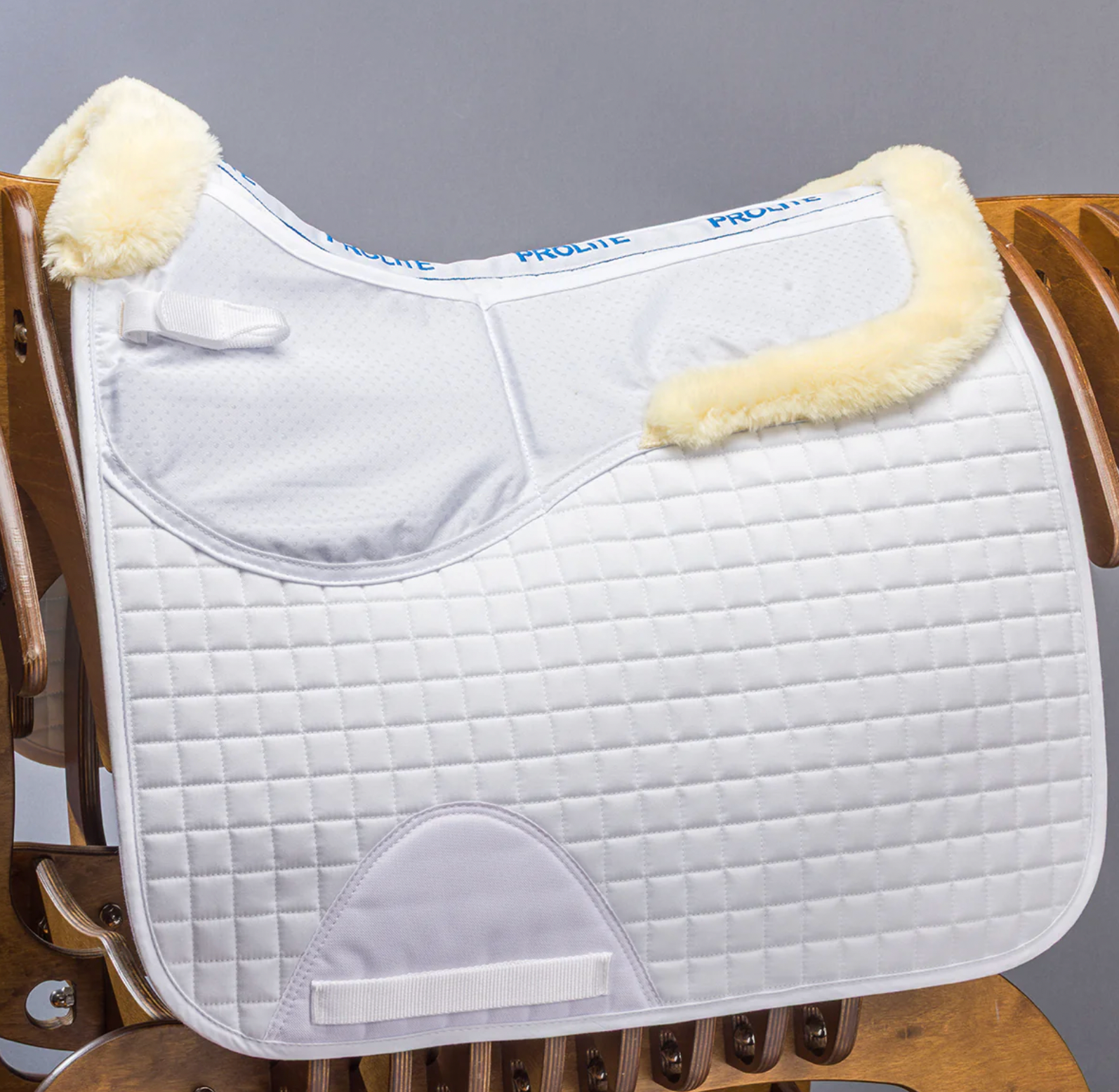 Prolite - Fleece Trim Adjustable Dressage Saddlecloth