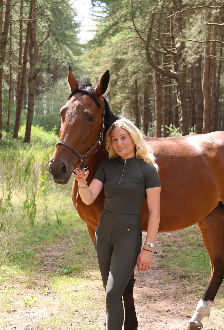 Barkers Equestrian - Moss Outline Bregging